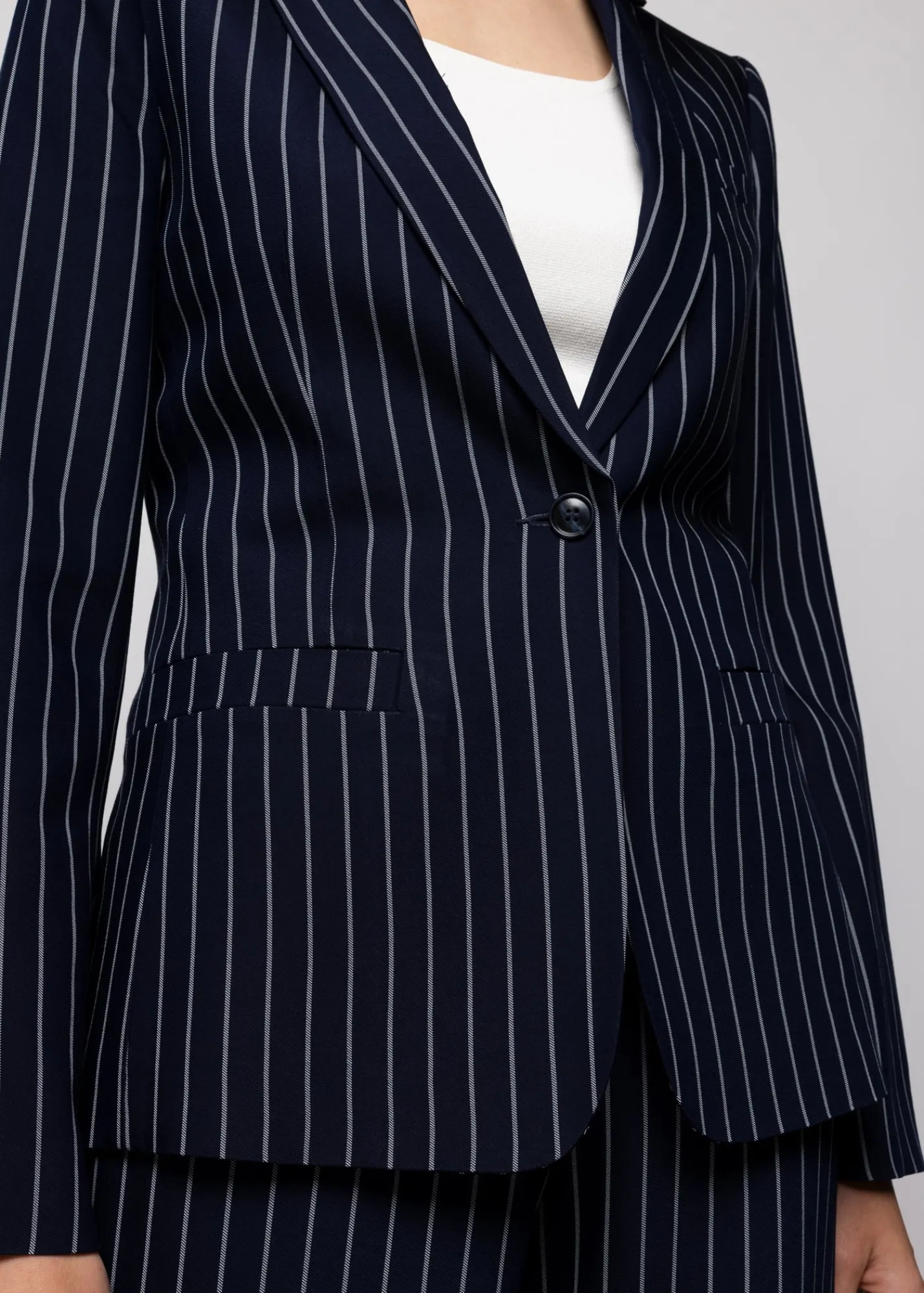 Viscose Colbert Pin Stripe<Vanilia Clearance